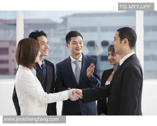 足球胥许的魅力与挑战探讨如何在比赛中实现团队协作与个人突破